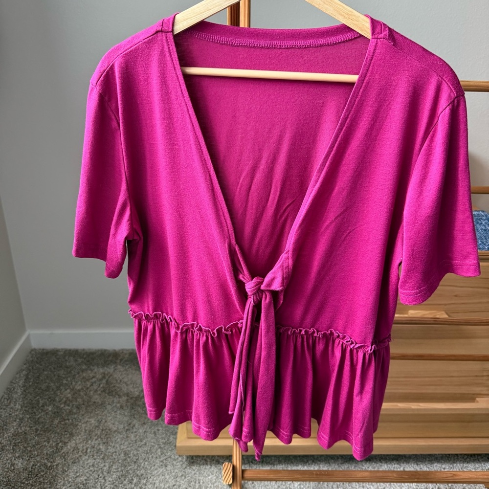 Tie-Front Peplum Short Sleeve Top - Fuchsia